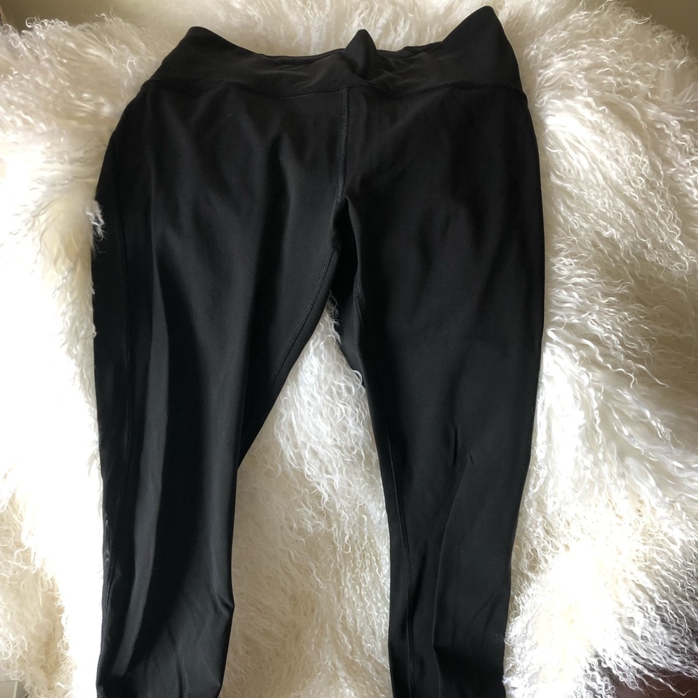 Lululemon Train Times 7/8 leggings